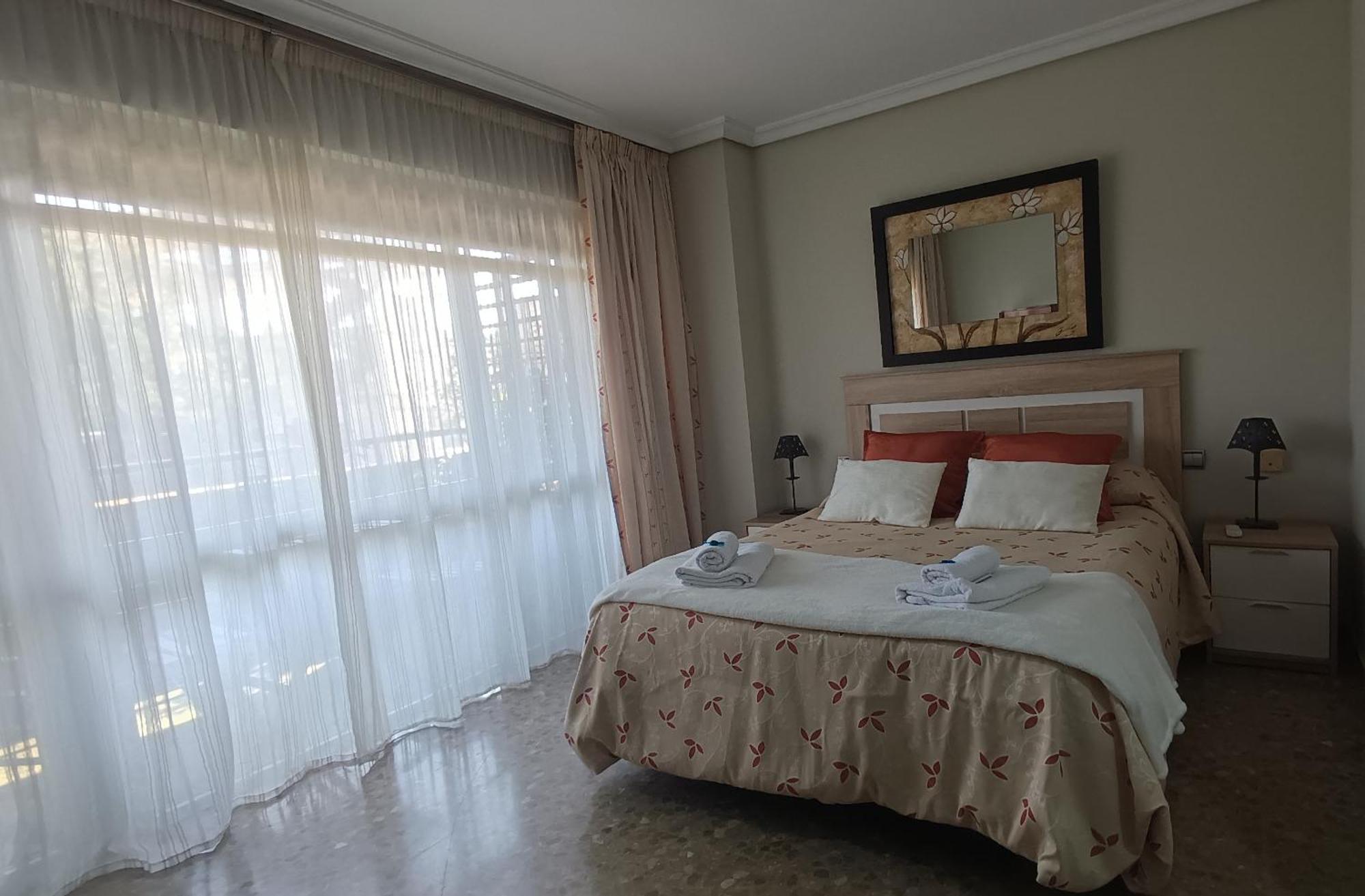 Feria Apartment, Near Plaza Espana Seville Luaran gambar